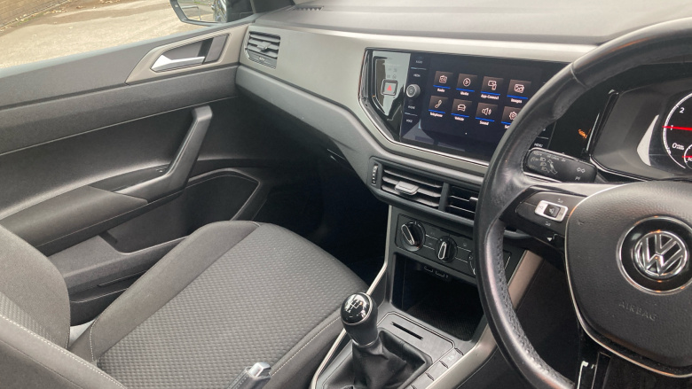 Volkswagen Polo 1.0 75 SE 5dr Petrol Hatchback